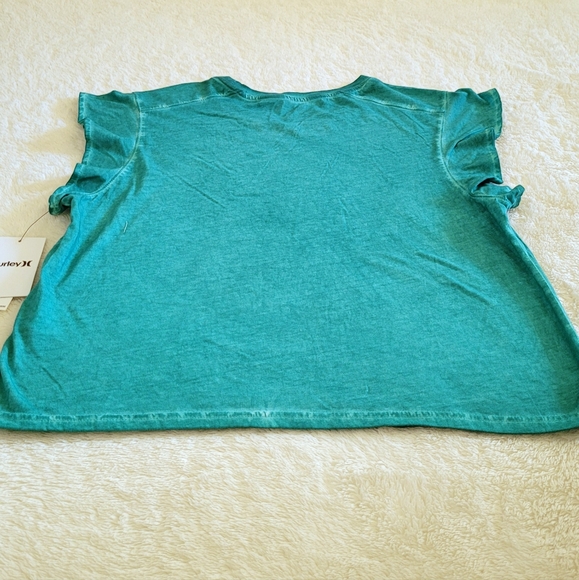 Hurley🌊 Flutter🦋 Sleeve Tee👕 - NWT - Picture 12 of 13